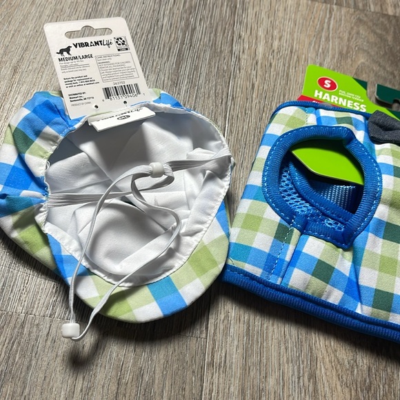 Pet Harness + Hat Size Small - Picture 15 of 15